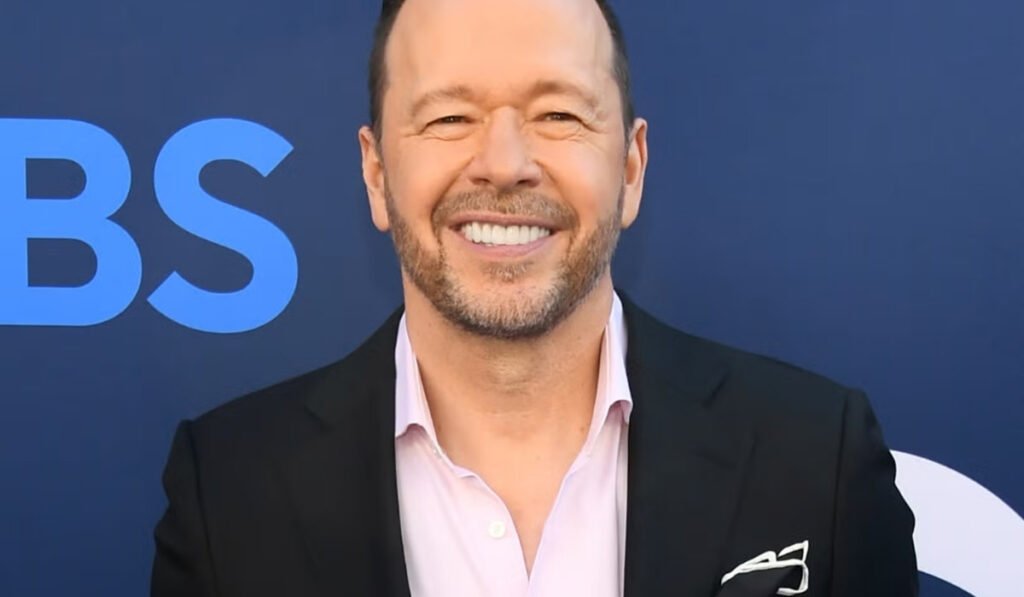 how old is donnie wahlberg